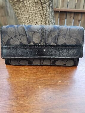 Coach Soho Signature Pleated Checkbook Trifold Wallet Black Jacquard